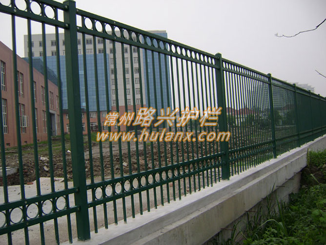 鋅鋼圍牆（qiáng）護欄